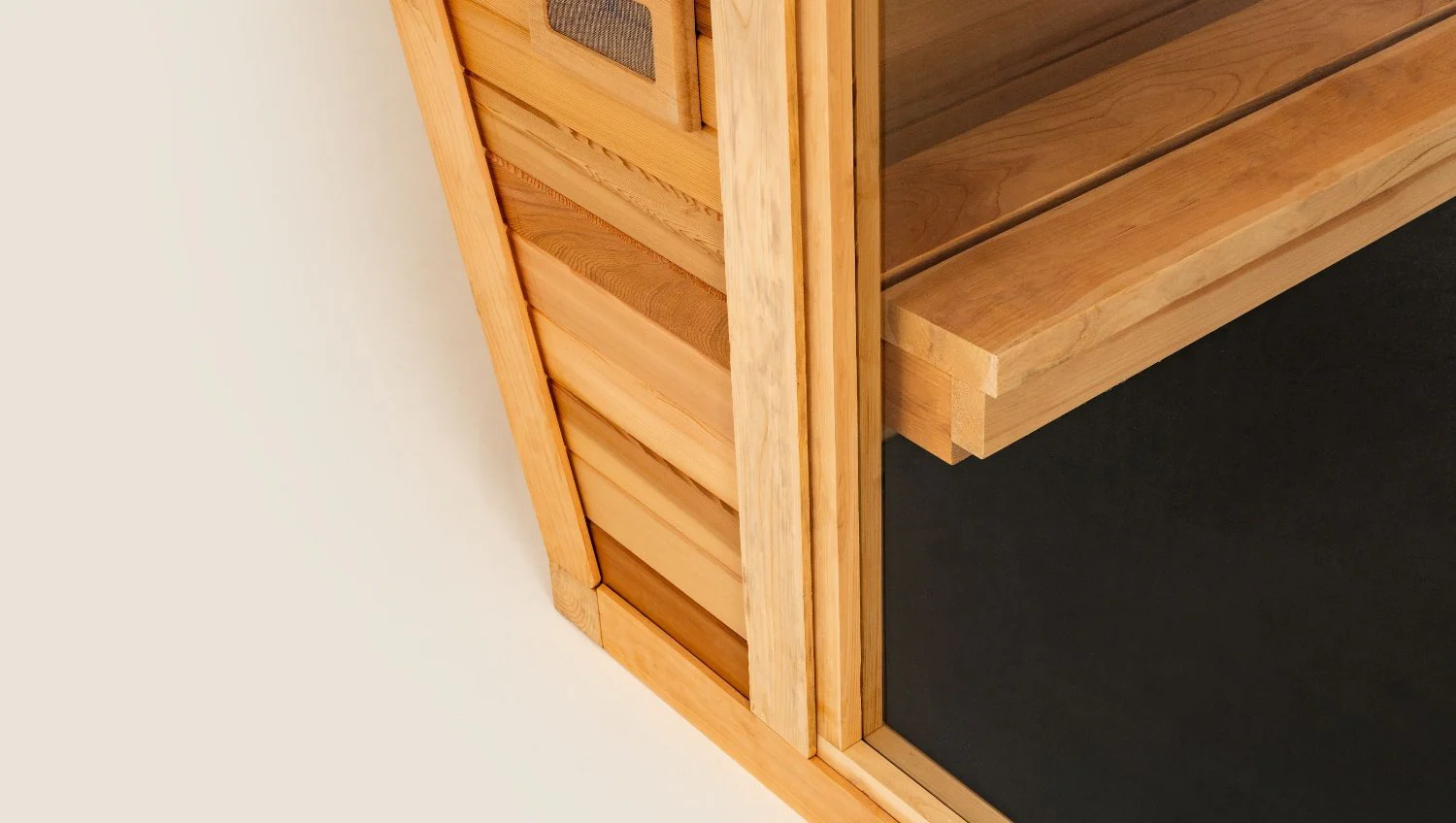 The Sauna Commercial - Image 9